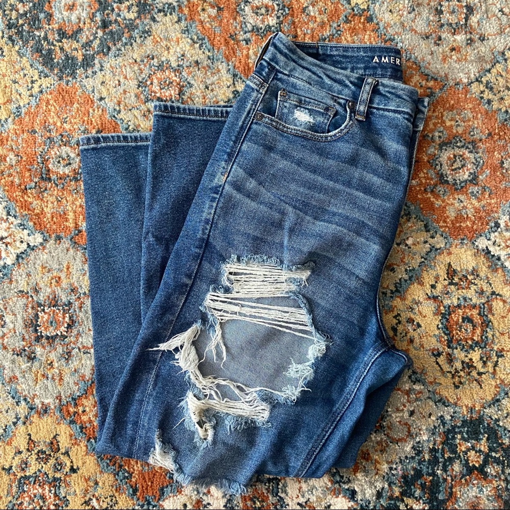 American Eagle Curvy Mom Jeans